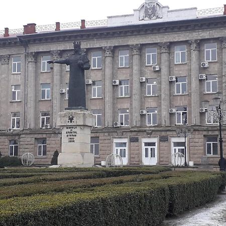 Studio On Stefan 37 Бельцы Экстерьер фото